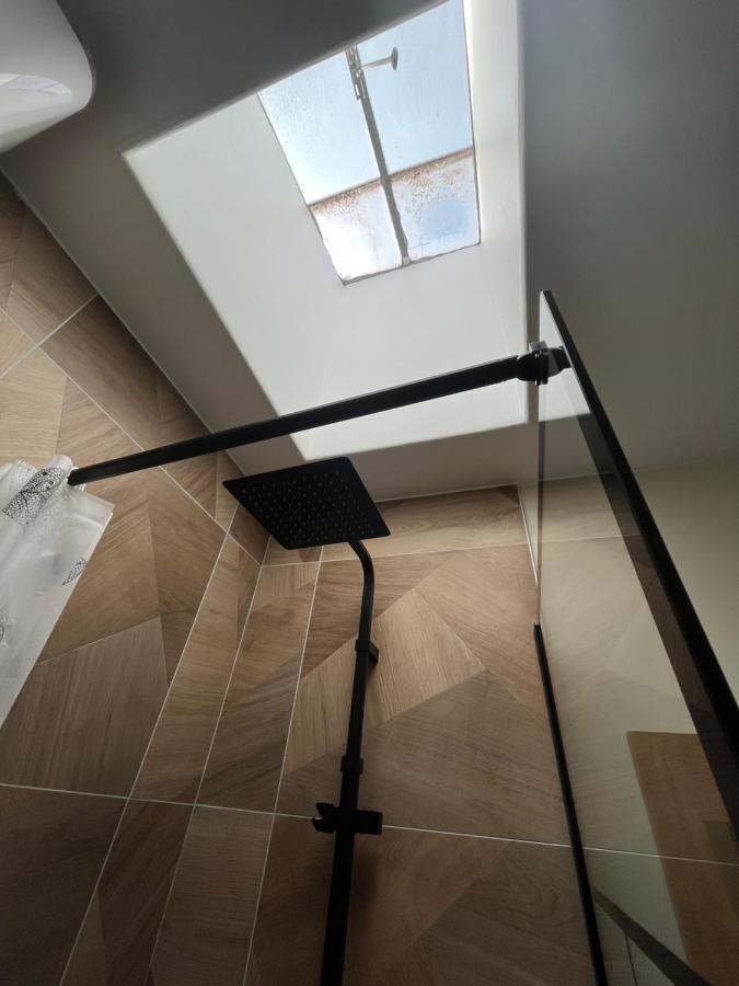 Studio Quartier Batignolles Parigi Esterno foto